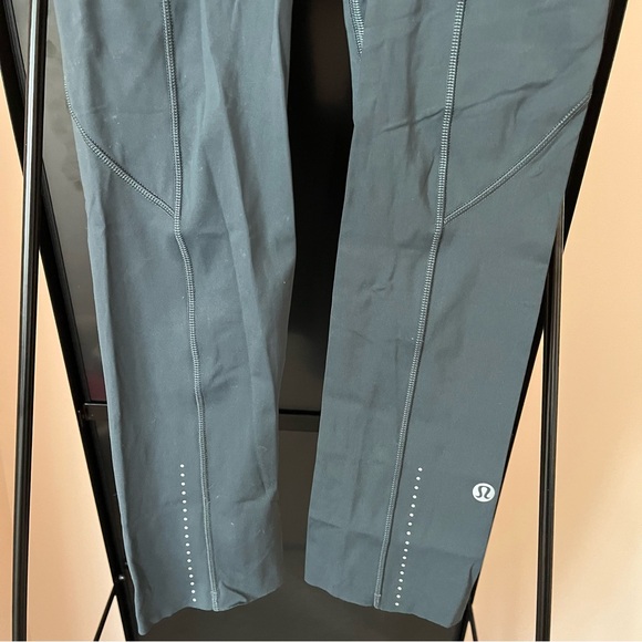 Lululemon Lululemon Fast & Free Crop II *Nulux Deep Coal Size 2 - Picture 2 of 5